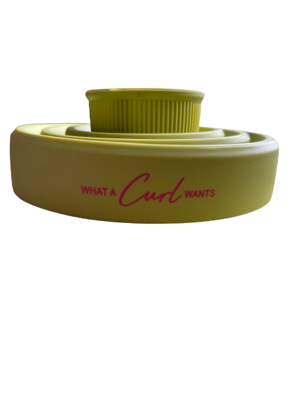 STYLING ACCESSORIES – What a Curl Wants